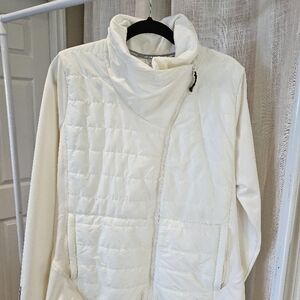New Balance Women's Warm Cream Jacket